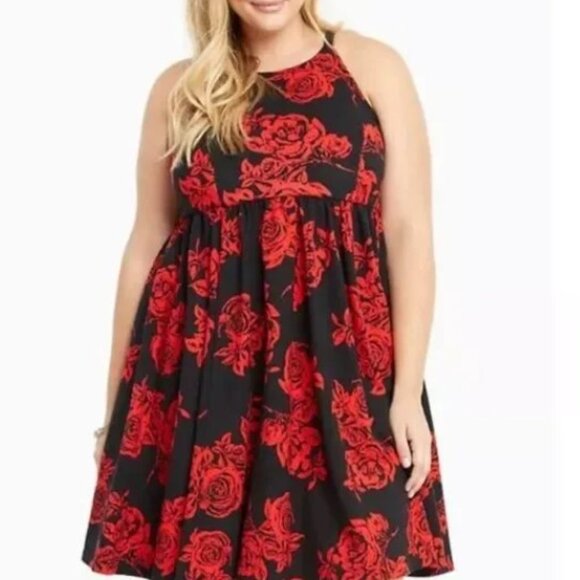 76-16 Torrid Black & Red Rose Halter Neck Knee length Skater Dress Size 14 - Picture 2 of 10